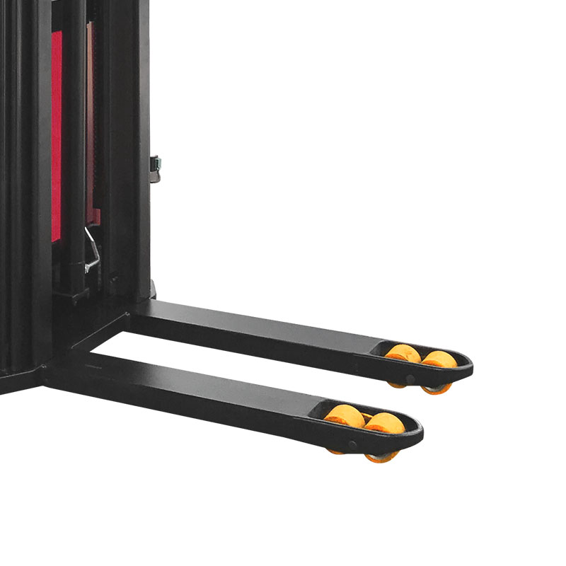 samohodny-shtabeler-sdk-9 Самоходный штабелер PROLIFT SDK 1650 - 4